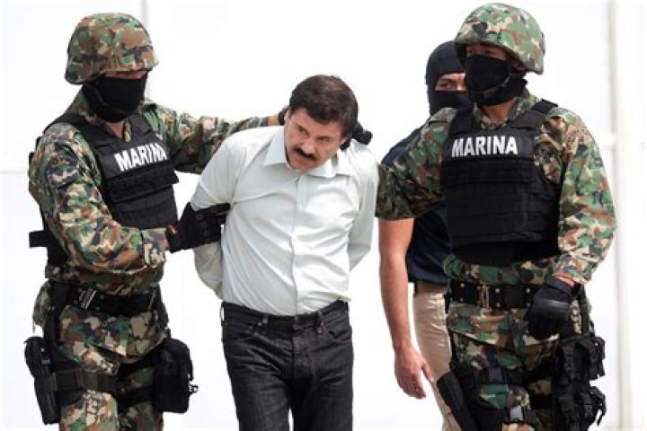 DEA bigwig who hunted El Chapo Sean Penn &lsquo;should be in jail&rsquo;