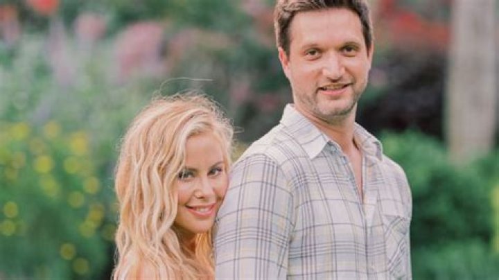 Tara Lipinski expecting first child via surrogate after 'horrific