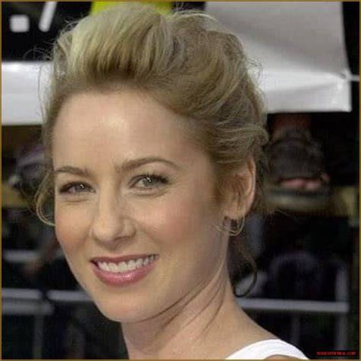Traylor Howard Wiki, Bio, Age, Net Worth, and Other Facts Facts Five